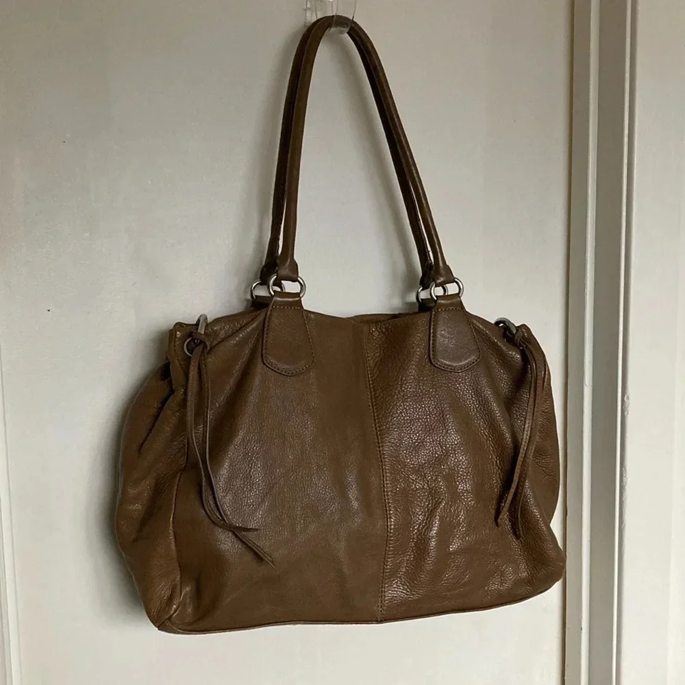 Mila Paoli Brown Leather Handbag Silver Hardware